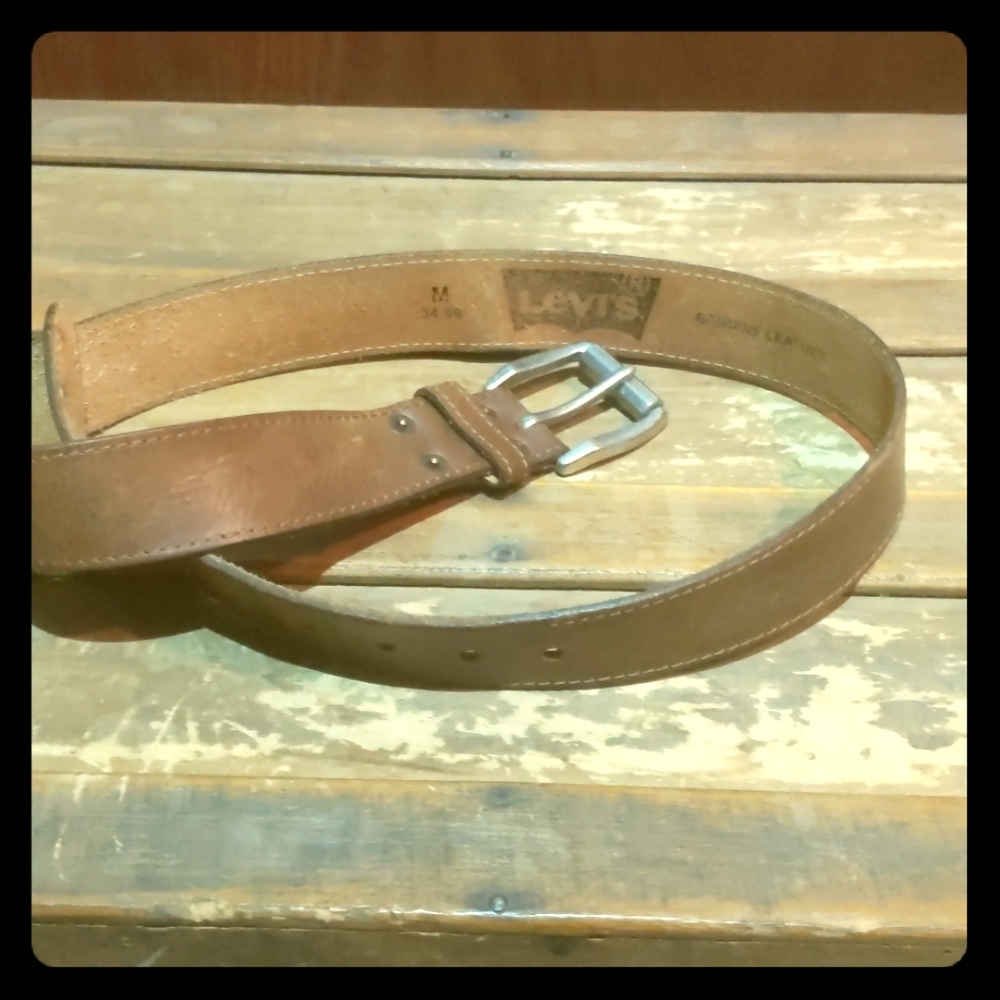 Levi's Men's Leather Belt